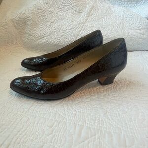 Salvatore Ferragamo Vintage Kitten Heels